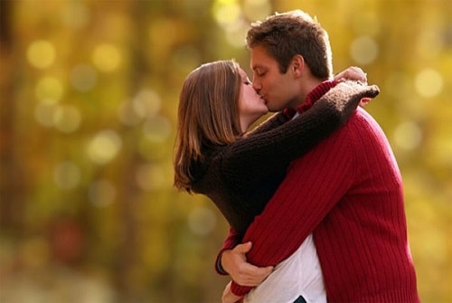 HIV không lây qua đường nào 1